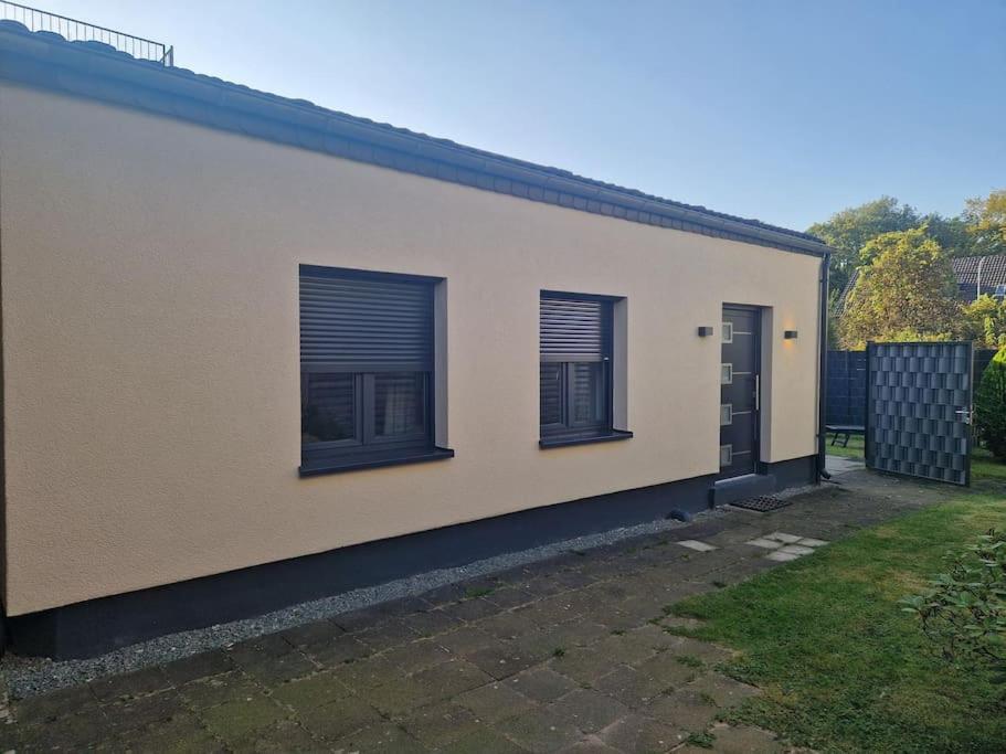 Gaestehaus In Koeln Rath-Heumar Colónia Exterior foto